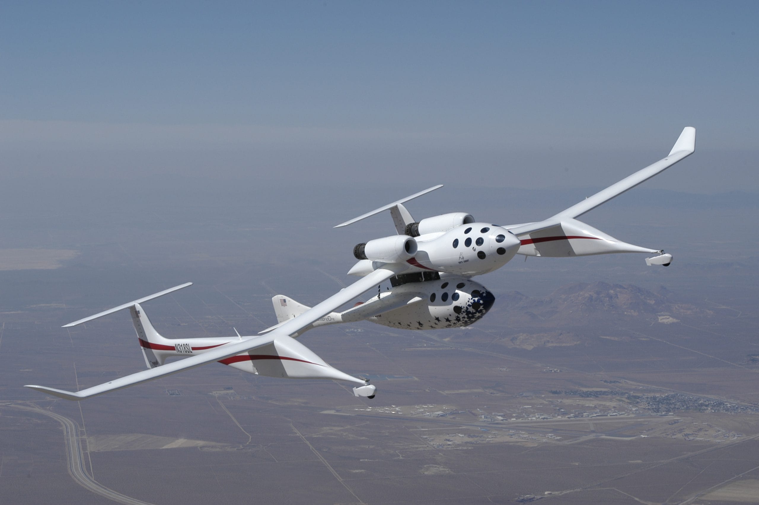 White Aero Captive airborne